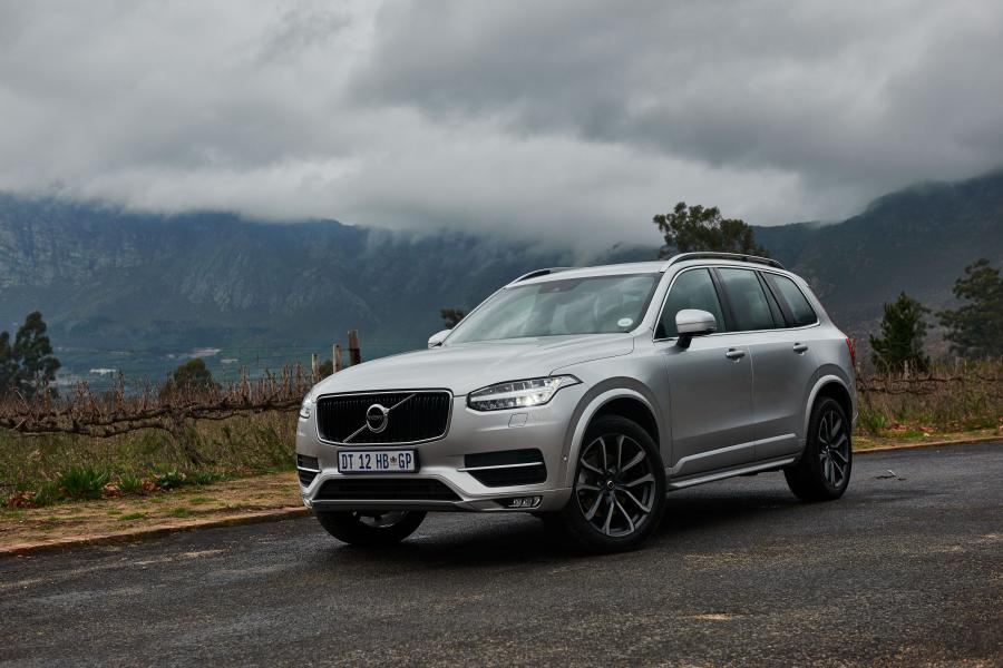  Volvo XC90 T6 Momentum 2015 года  (ZA) (фото 9 из 10)